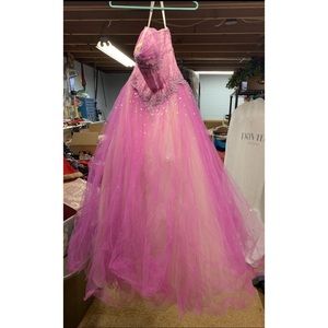Size 3/4 Corset Back Prom Ballgown